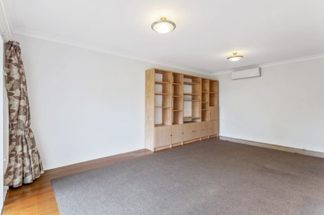 Photo of property in 1/5 Dudding Avenue, Northcote, Auckland, 0627