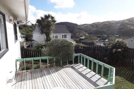 Photo of property in 1/2 Alister Way, Churton Park, Wellington, 6037