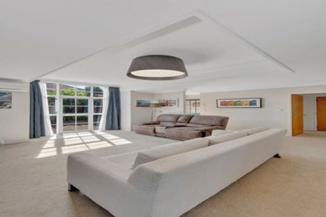 Photo of property in 4/2 Tampin Road, Hillpark, Auckland, 2102