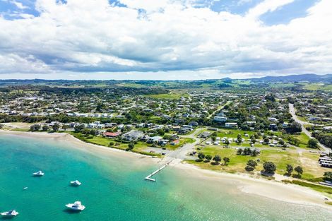 Photo of property in 1 Alamar Crescent, Mangawhai Heads, Mangawhai, 0505