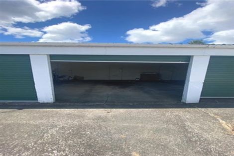 Photo of property in 2/8 Margaret Road, Papatoetoe, Auckland, 2025