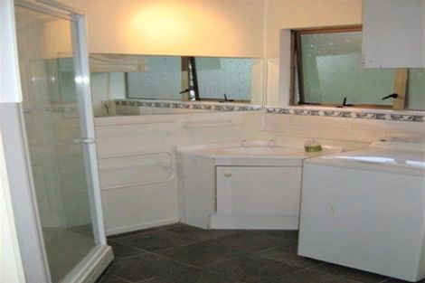 Photo of property in 5/22a Church Street, Northcote Point, Auckland, 0627