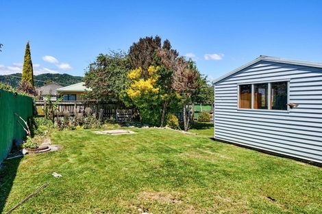 Photo of property in 7 Massey Street, Elderslea, Upper Hutt, 5018