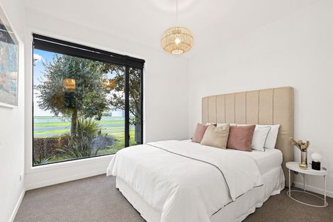 Photo of property in 2 Patiki Place, Omaha, 0986