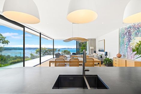 Photo of property in 17 Rangimaarie Crescent, Snells Beach, 0920