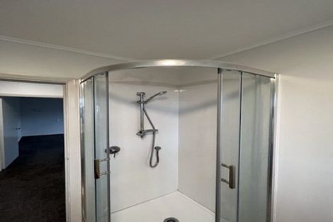 Photo of property in 50 Karaka Crescent, Levin, 5510