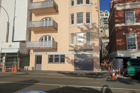 Photo of property in Inverleith Apartments, 5/306 Oriental Parade, Oriental Bay, Wellington, 6011