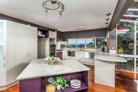 Photo of property in 10 Park Rise, Campbells Bay, Auckland, 0630