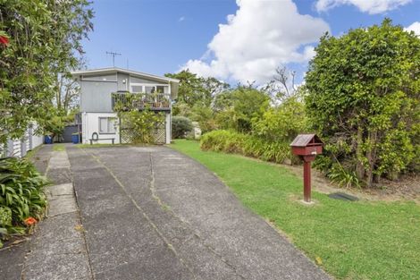 Photo of property in 19 Sylvia Road, Hillcrest, Auckland, 0627