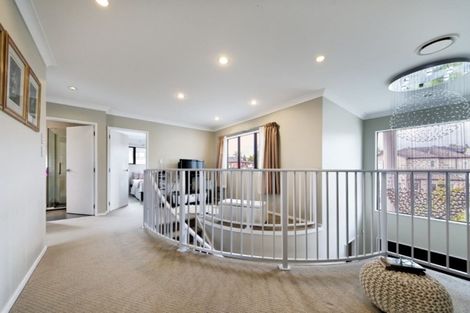 Photo of property in 29 Midhurst Avenue, Henderson, Auckland, 0612