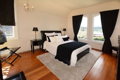 Photo of property in 20 Peel Street, Lawrence, 9532