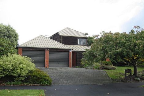 Photo of property in 21 Holderness Place, Ilam, Christchurch, 8041