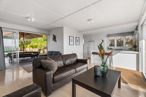Photo of property in 7 Tetley Road, Surfdale, Waiheke Island, 1081