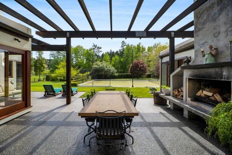 Photo of property in 331a Mangorei Road, Merrilands, New Plymouth, 4312