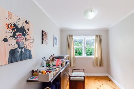 Photo of property in 160 Wellington Road, Paekakariki, 5034