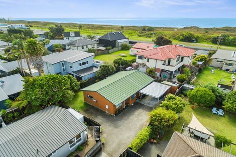 Photo of property in 77b Dickson Road, Papamoa Beach, Papamoa, 3118