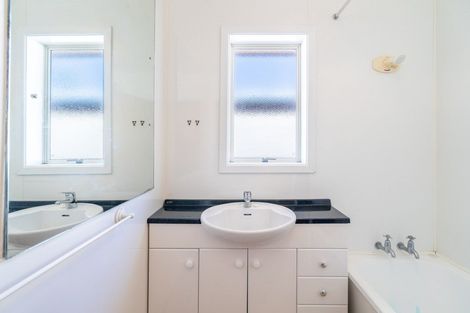 Photo of property in 6 Thomson Place, Te Anau, 9600