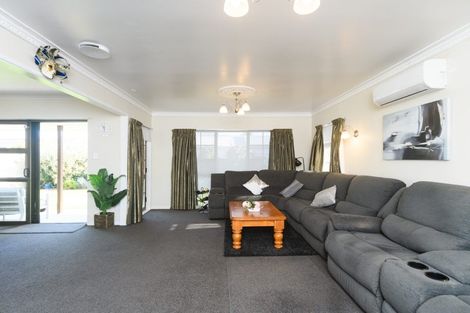 Photo of property in 44 Pencarrow Street, Highbury, Palmerston North, 4412