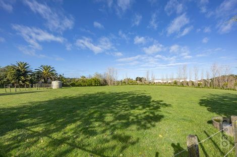 Photo of property in 1224 State Highway 16, Waimauku, 0883
