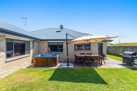 Photo of property in 20 Ohuirehe Road, Coastlands, Whakatane, 3120