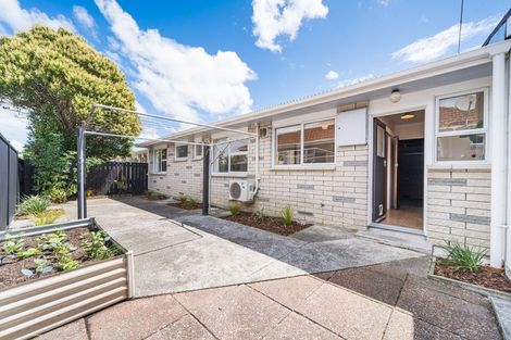 Photo of property in 28b Wood Street, Takaro, Palmerston North, 4410