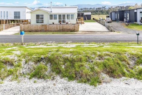 Photo of property in 875 East Coast Road, Kaiaua, Pokeno, 2473