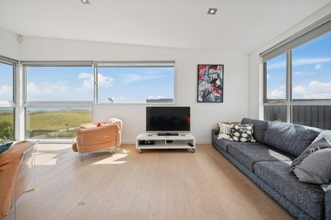 Photo of property in 14 Beachview Grove, Peka Peka, Waikanae, 5391
