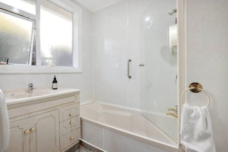 Photo of property in 154 Easther Crescent, Kew, Dunedin, 9012