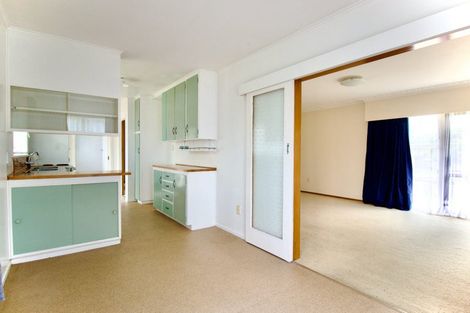 Photo of property in 14 Waterlea Avenue, Mangere Bridge, Auckland, 2022