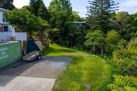 Photo of property in 38a Colmar Road, Mellons Bay, Auckland, 2014