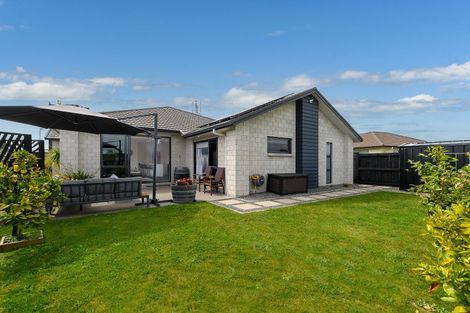 Photo of property in 65 Puhirake Crescent, Pyes Pa, Tauranga, 3112