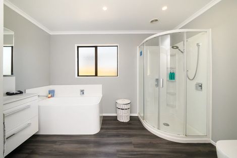 Photo of property in 69 Florence Avenue, Palmerston North, 4414