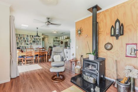 Photo of property in 927 Waiwhero Road, Ngatimoti, Motueka, 7196