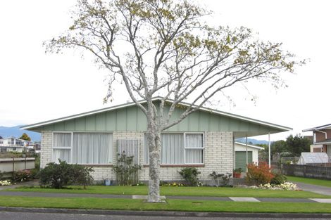 Photo of property in 26 Nevada Drive, Merrilands, New Plymouth, 4312