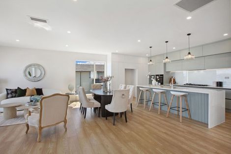 Photo of property in 39c Sorrel Crescent, Bucklands Beach, Auckland, 2012