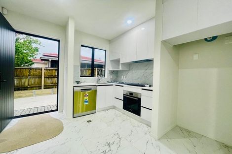 Photo of property in 18b Addington Avenue, Manurewa, Auckland, 2102