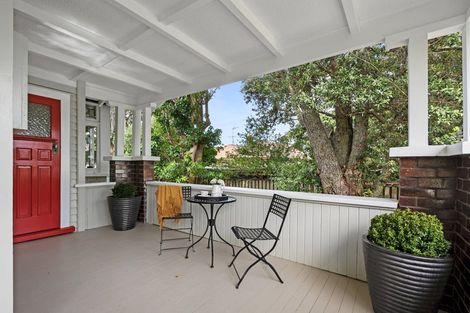 Photo of property in 10 Bridge View Road, Birkenhead, Auckland, 0626