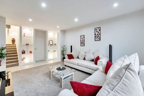 Photo of property in 92 Babich Road North, Ranui, Auckland, 0612