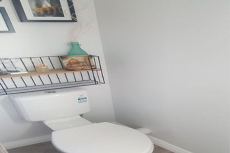 Photo of property in 109 Tirimoana Road, Te Atatu South, Auckland, 0602