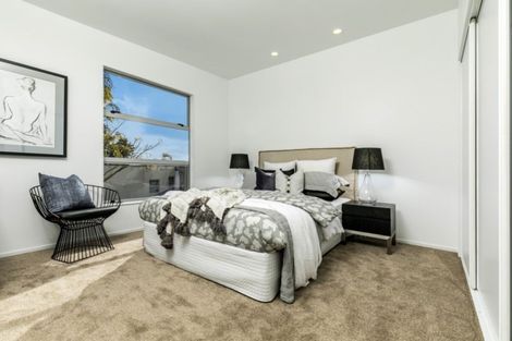 Photo of property in 3/40 Scarlet Oak Drive, Schnapper Rock, Auckland, 0632