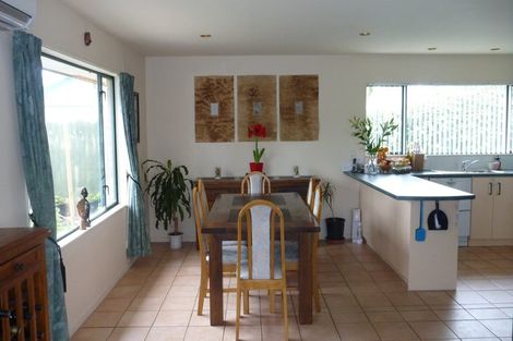 Photo of property in 36 Castletown Place, New Brighton, Christchurch, 8083