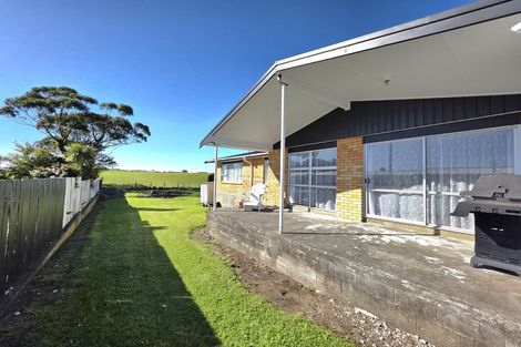 Photo of property in 45 Clifton Drive, Waitara, 4320