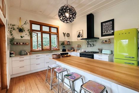 Photo of property in 9 May Avenue, Hospital Hill, Napier, 4110