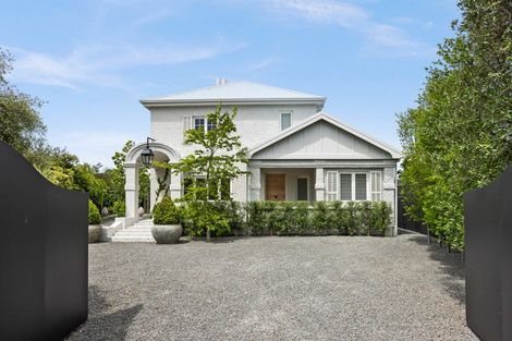 Photo of property in 98 Te Mata Road, Havelock North, 4130