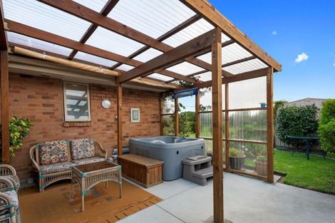 Photo of property in 56 Carrington Drive, Papamoa Beach, Papamoa, 3118