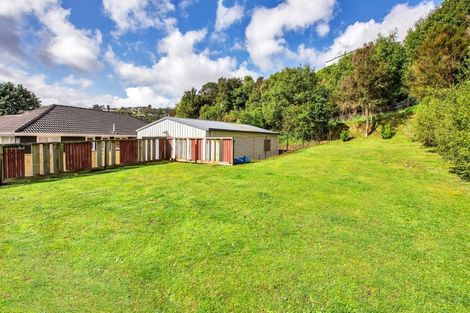 Photo of property in 2 Harold Grove, Stokes Valley, Lower Hutt, 5019