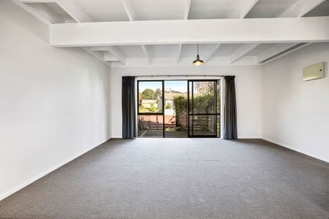 Photo of property in 28 Hyde Avenue, Richmond Heights, Taupo, 3330