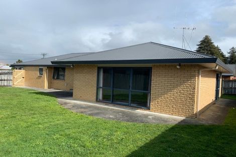 Photo of property in 177 Old Farm Road, Hamilton East, Hamilton, 3216