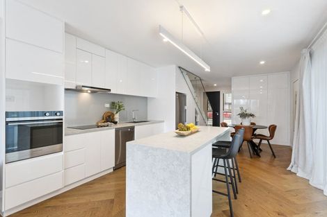 Photo of property in 5 Walter Merton Road, Hobsonville, Auckland, 0616