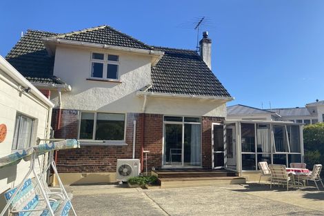 Photo of property in 16 Lisburn Avenue, Caversham, Dunedin, 9012